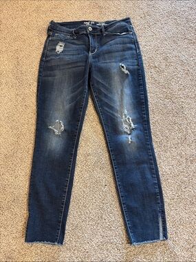Denizen from Levi's Dark Blue Distressed Skinny Jeans